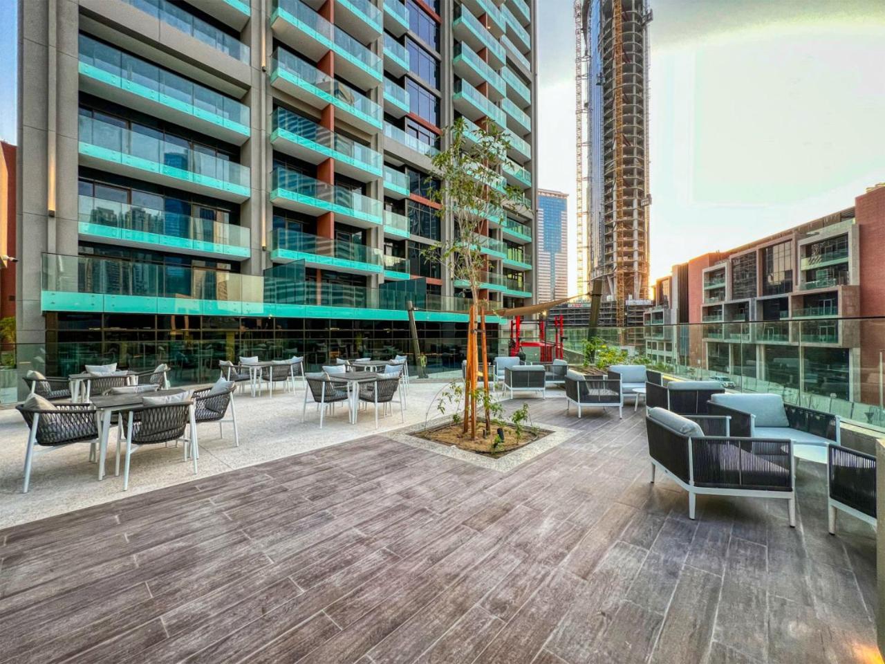 Apartment Brand New Business Bay 1 Bed With Burj Khalifa And Canal Views